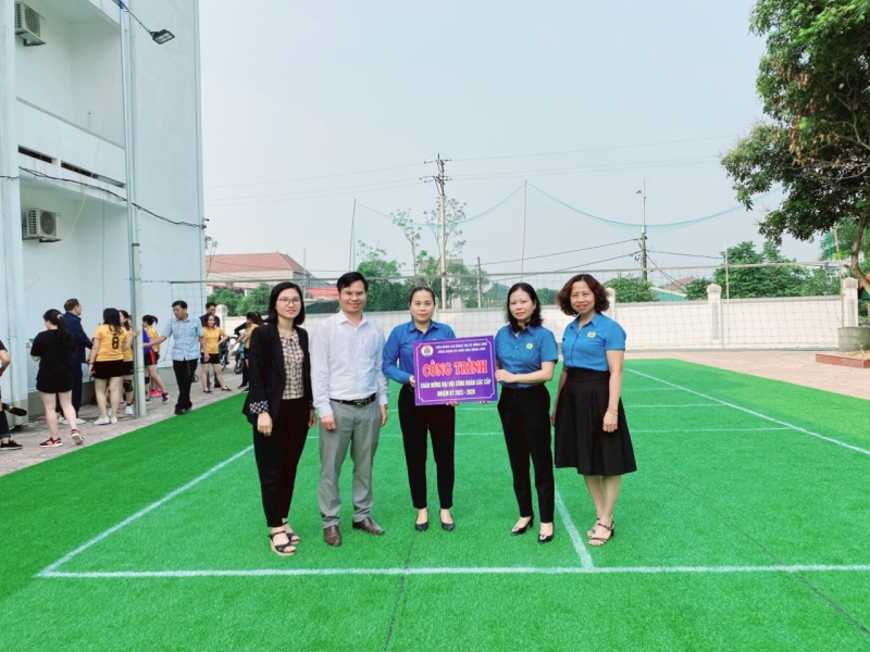 Công đoàn cơ quan Khối dân (TX Hồng Lĩnh): Sôi nổi các hoạt động chào mừng Đại hội Công đoàn các cấp